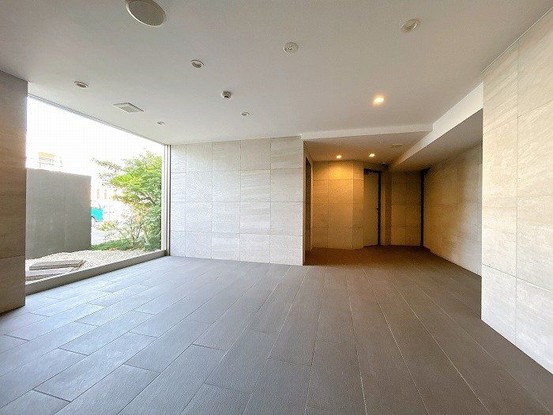 apartment 愛知県豊川市谷川町洞131 谷川町倉庫付事務所A 103号室