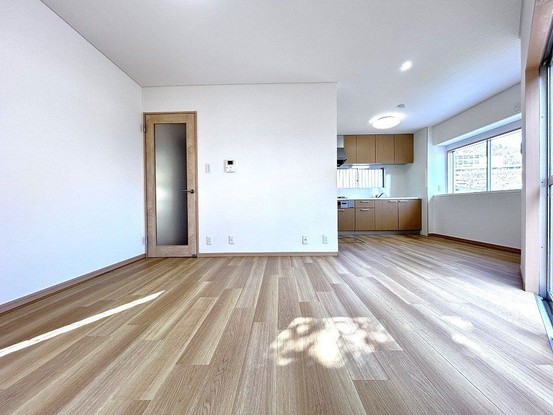detached 兵庫県宝塚市泉町24-13 ジャルダン宝塚六番館 201号室
