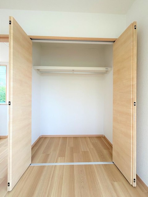 detached 兵庫県宝塚市泉町24-13 ジャルダン宝塚六番館 201号室