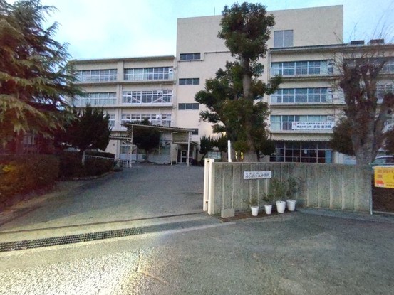 detached 兵庫県宝塚市泉町24-13 ジャルダン宝塚六番館 201号室
