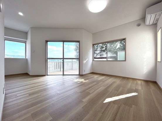 detached 兵庫県宝塚市泉町24-13 ジャルダン宝塚六番館 201号室