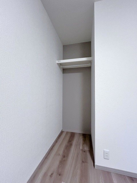 detached 兵庫県宝塚市泉町24-13 ジャルダン宝塚六番館 201号室
