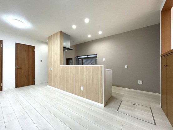 townhouse 兵庫県宝塚市泉町24-13 ジャルダン宝塚六番館 201号室