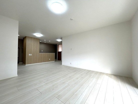 townhouse 兵庫県宝塚市泉町24-13 ジャルダン宝塚六番館 201号室