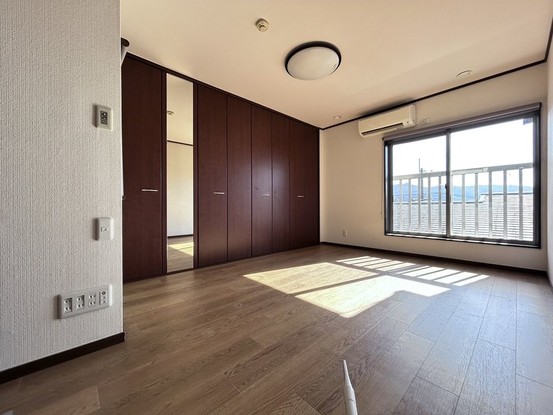 detached 兵庫県宝塚市泉町24-13 ジャルダン宝塚六番館 201号室