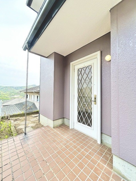 detached 兵庫県宝塚市泉町24-13 ジャルダン宝塚六番館 201号室