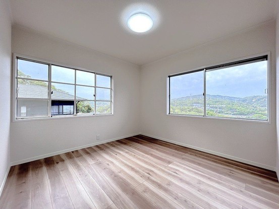 detached 兵庫県宝塚市泉町24-13 ジャルダン宝塚六番館 201号室