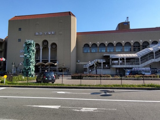 detached 兵庫県宝塚市泉町24-13 ジャルダン宝塚六番館 201号室