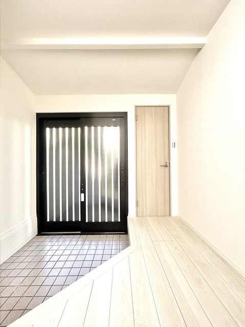 detached 兵庫県宝塚市泉町24-13 ジャルダン宝塚六番館 201号室