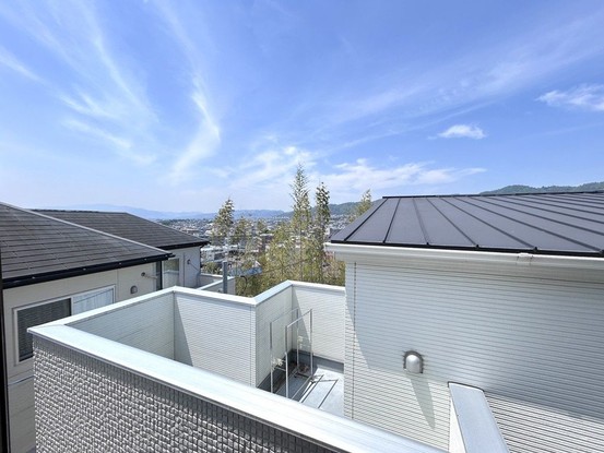 detached 兵庫県宝塚市泉町24-13 ジャルダン宝塚六番館 201号室
