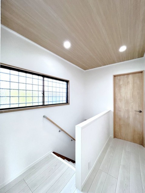 detached 兵庫県宝塚市泉町24-13 ジャルダン宝塚六番館 201号室