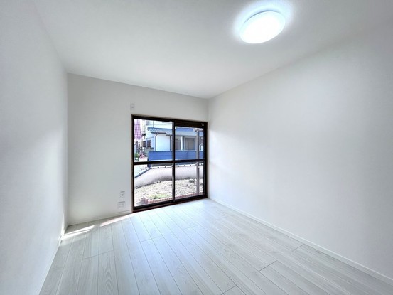 detached 兵庫県宝塚市泉町24-13 ジャルダン宝塚六番館 201号室