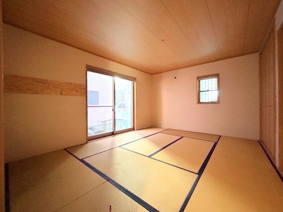 apartment 兵庫県宝塚市泉町24-13 ジャルダン宝塚六番館 201号室