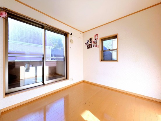 apartment 兵庫県宝塚市泉町24-13 ジャルダン宝塚六番館 201号室