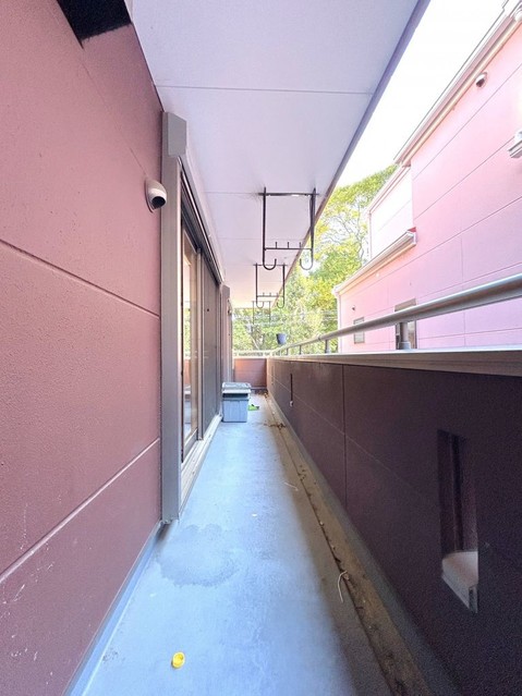 apartment 兵庫県宝塚市泉町24-13 ジャルダン宝塚六番館 201号室