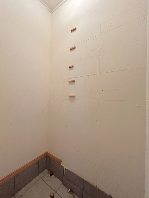 apartment 兵庫県宝塚市泉町24-13 ジャルダン宝塚六番館 201号室