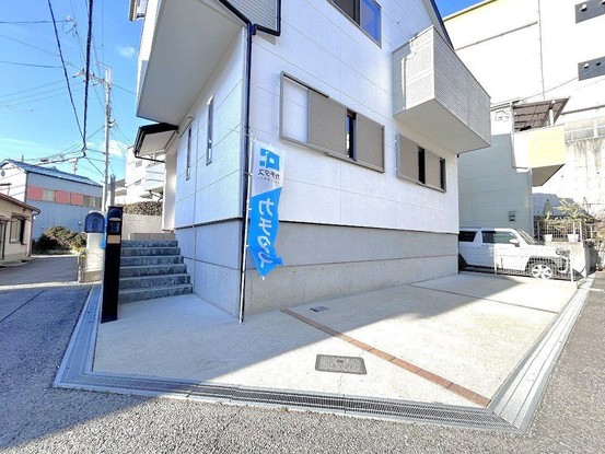 detached 兵庫県宝塚市泉町24-13 ジャルダン宝塚六番館 201号室