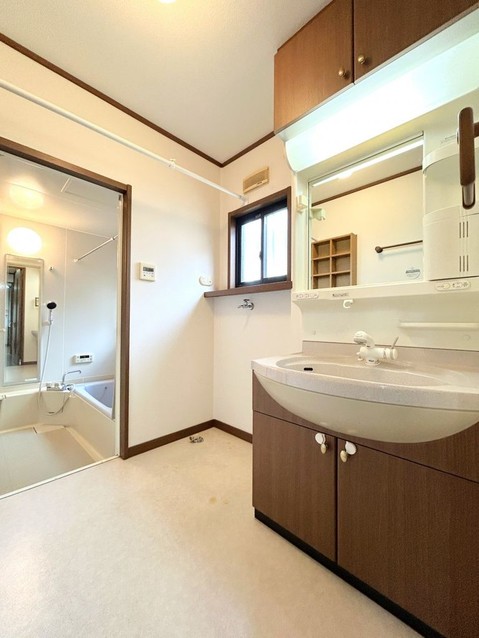 detached 兵庫県宝塚市泉町24-13 ジャルダン宝塚六番館 201号室