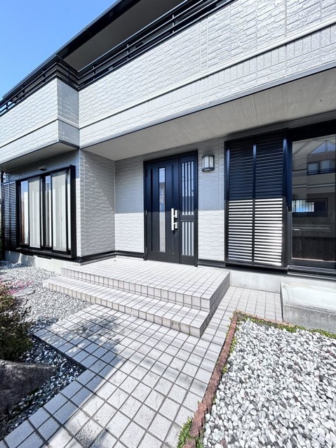 detached 兵庫県宝塚市泉町24-13 ジャルダン宝塚六番館 201号室