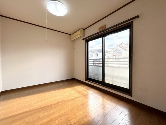 detached 兵庫県宝塚市泉町24-13 ジャルダン宝塚六番館 201号室