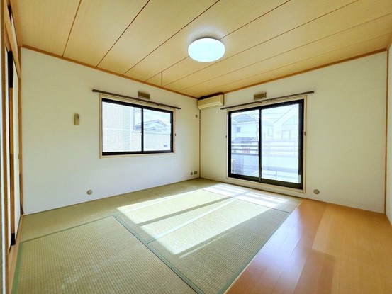 detached 兵庫県宝塚市泉町24-13 ジャルダン宝塚六番館 201号室