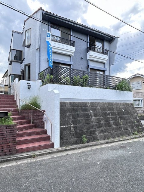 detached 兵庫県宝塚市泉町24-13 ジャルダン宝塚六番館 201号室