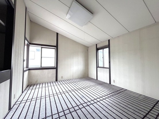 detached 兵庫県宝塚市泉町24-13 ジャルダン宝塚六番館 201号室