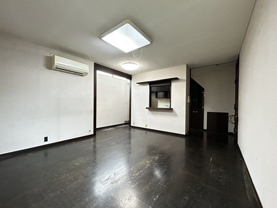 detached 兵庫県宝塚市泉町24-13 ジャルダン宝塚六番館 201号室