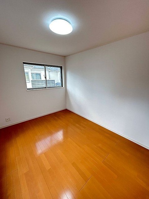 detached 兵庫県宝塚市泉町24-13 ジャルダン宝塚六番館 201号室