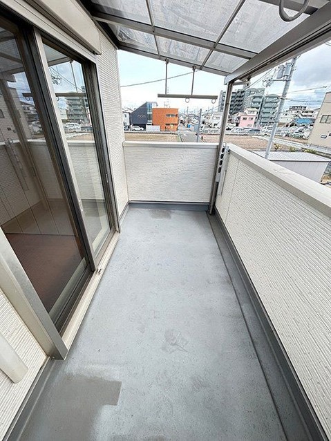 detached 兵庫県宝塚市泉町24-13 ジャルダン宝塚六番館 201号室