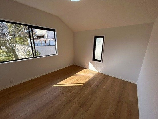 detached 兵庫県宝塚市泉町24-13 ジャルダン宝塚六番館 201号室