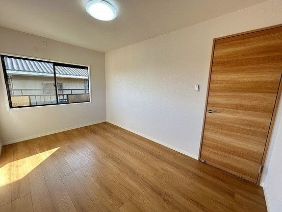 detached 兵庫県宝塚市泉町24-13 ジャルダン宝塚六番館 201号室