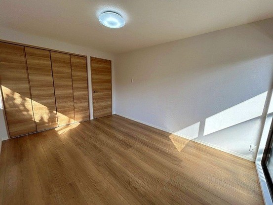detached 兵庫県宝塚市泉町24-13 ジャルダン宝塚六番館 201号室