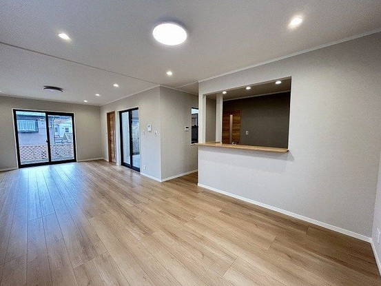 detached 兵庫県宝塚市泉町24-13 ジャルダン宝塚六番館 201号室