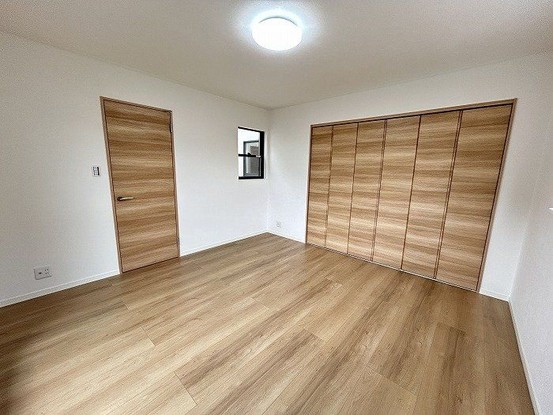 detached 兵庫県宝塚市泉町24-13 ジャルダン宝塚六番館 201号室