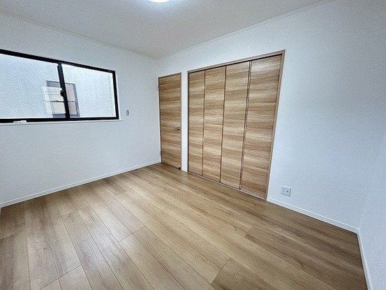 detached 兵庫県宝塚市泉町24-13 ジャルダン宝塚六番館 201号室