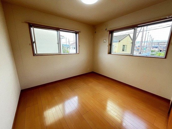 detached 兵庫県宝塚市泉町24-13 ジャルダン宝塚六番館 201号室