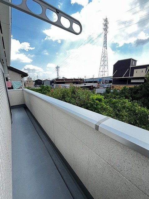 detached 兵庫県宝塚市泉町24-13 ジャルダン宝塚六番館 201号室