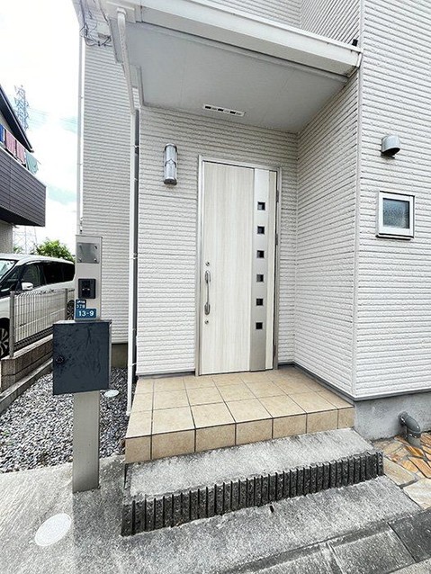 detached 兵庫県宝塚市泉町24-13 ジャルダン宝塚六番館 201号室