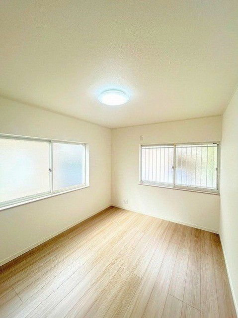 detached 兵庫県宝塚市泉町24-13 ジャルダン宝塚六番館 201号室