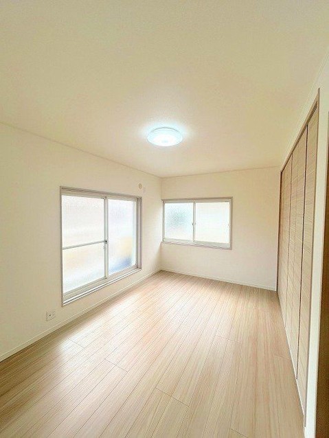 detached 兵庫県宝塚市泉町24-13 ジャルダン宝塚六番館 201号室