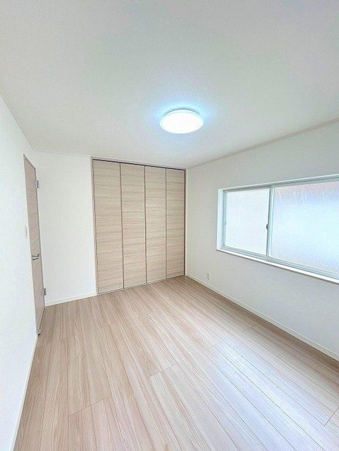 detached 兵庫県宝塚市泉町24-13 ジャルダン宝塚六番館 201号室