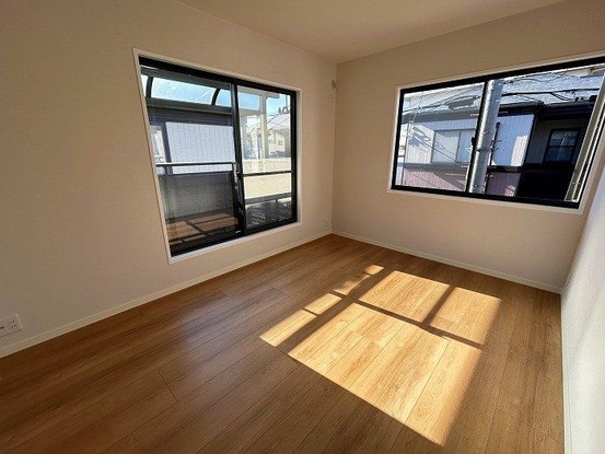 detached 兵庫県宝塚市泉町24-13 ジャルダン宝塚六番館 201号室