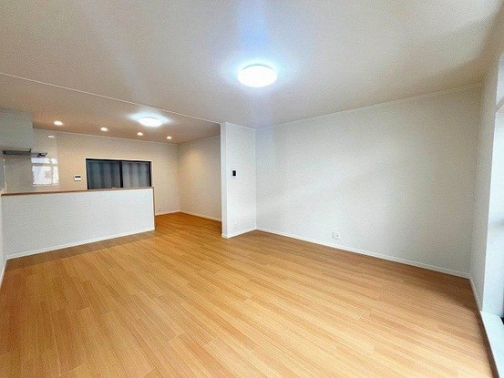 detached 兵庫県宝塚市泉町24-13 ジャルダン宝塚六番館 201号室