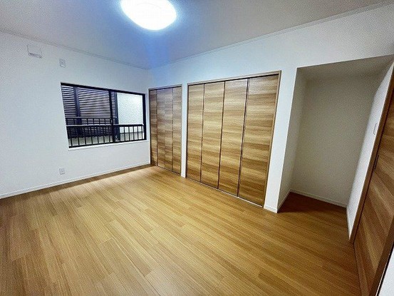detached 兵庫県宝塚市泉町24-13 ジャルダン宝塚六番館 201号室