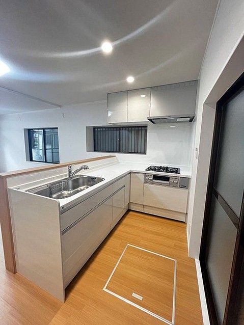 detached 兵庫県宝塚市泉町24-13 ジャルダン宝塚六番館 201号室