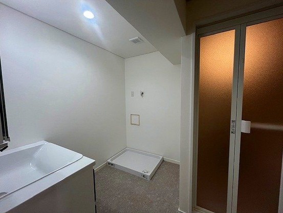 apartment 兵庫県宝塚市泉町24-13 ジャルダン宝塚六番館 201号室