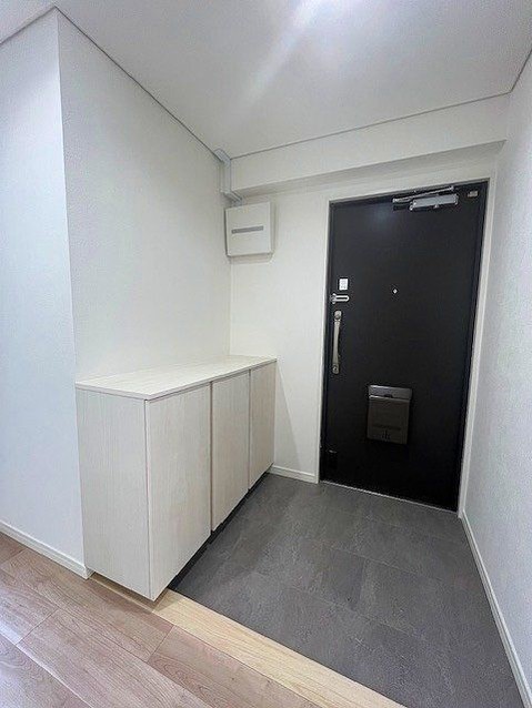 apartment 兵庫県宝塚市泉町24-13 ジャルダン宝塚六番館 201号室