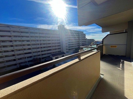 apartment 兵庫県宝塚市泉町24-13 ジャルダン宝塚六番館 201号室