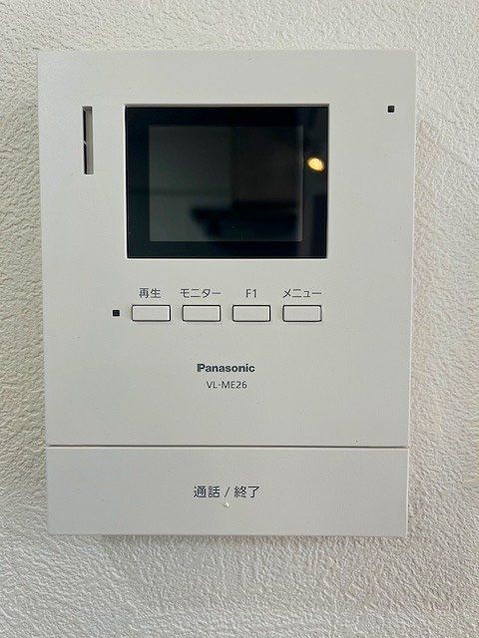 apartment 兵庫県宝塚市泉町24-13 ジャルダン宝塚六番館 201号室